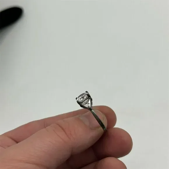 Vintage Women's Three-Stone Oval Gemstone Sterling Silver Ring Size 6 - Picture 4 of 5